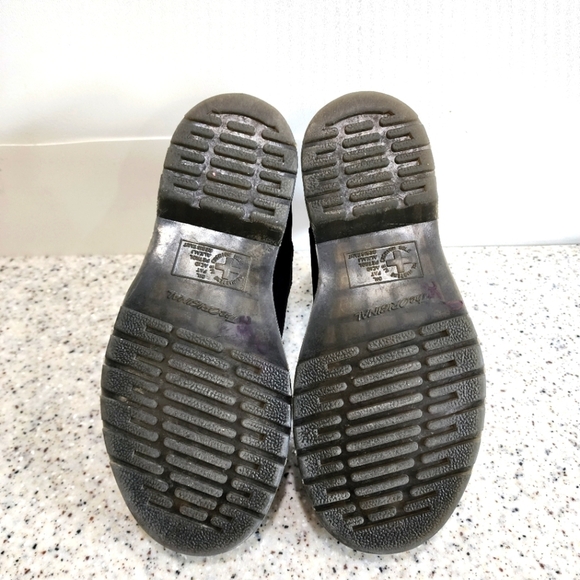 Dr. Martens Snowplow Matte Black Leather Chelsea Boots Size W-7/M6 - Picture 6 of 6